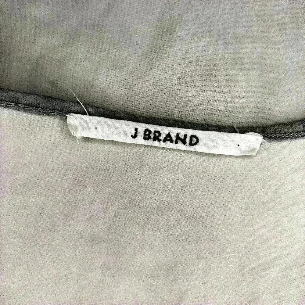 J BRAND ZHAO TANK GREY ROUND NECK TOP SIZE MEDIUM